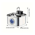 Wireless rechargeable pet water fountain by Mon ami à quatre pattes, showing the sleek design and flowing water feature for pets.