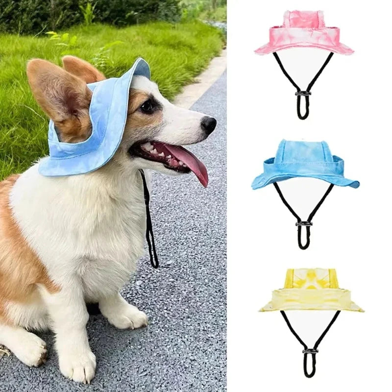 Pet hat with ear holes for dogs and cats from Mon ami à quatre pattes, featuring a cozy, comfortable fit for pets.
